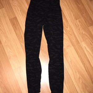 Lululemon Black Camo Align Pants 25 inch